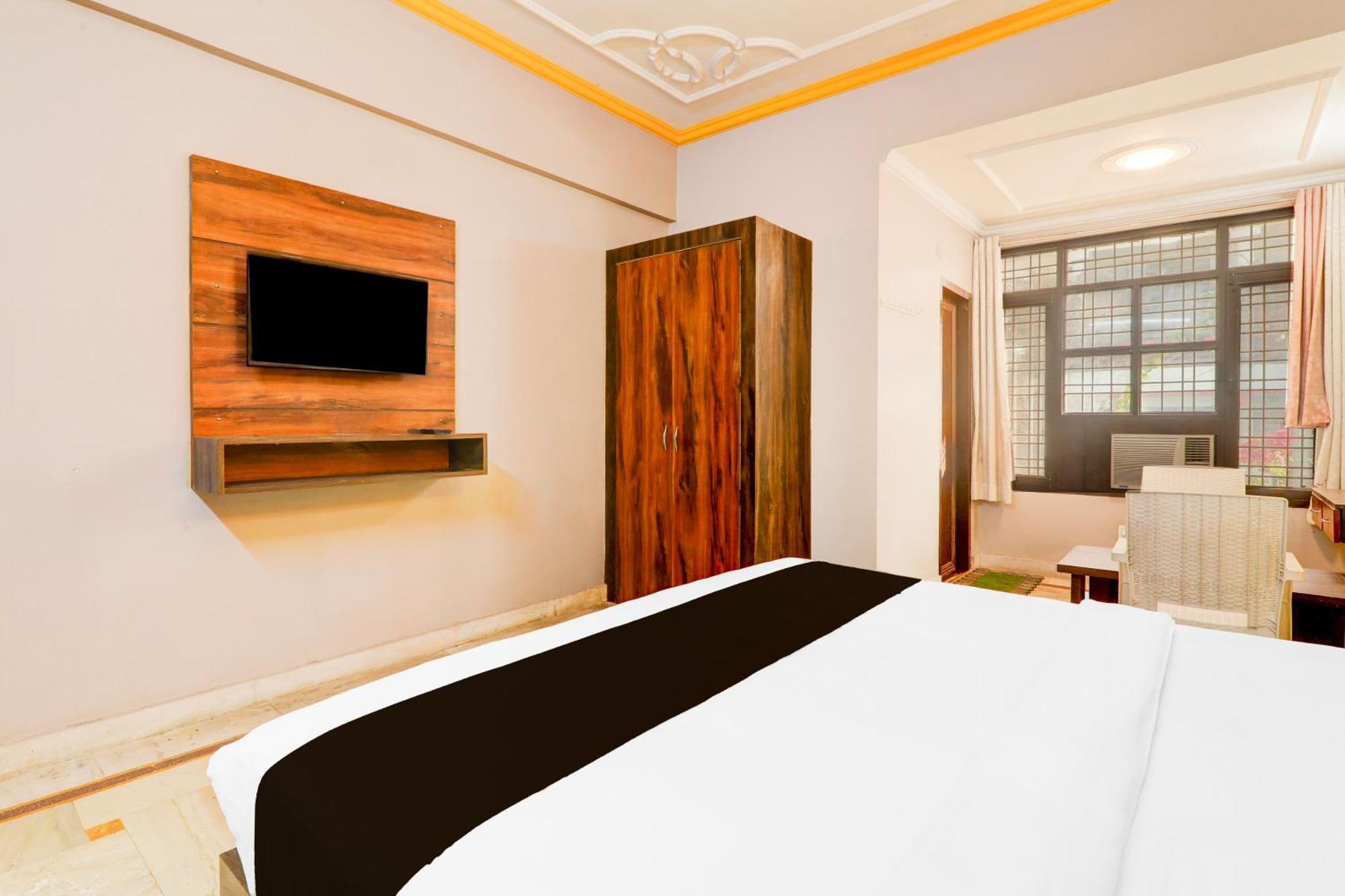 Super Hotel O Insaf Nagar Munshipuliya Formerly Vibrant Chinhat Exteriör bild