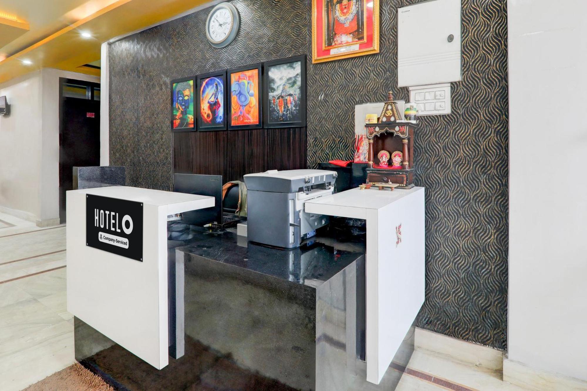 Super Hotel O Insaf Nagar Munshipuliya Formerly Vibrant Chinhat Exteriör bild